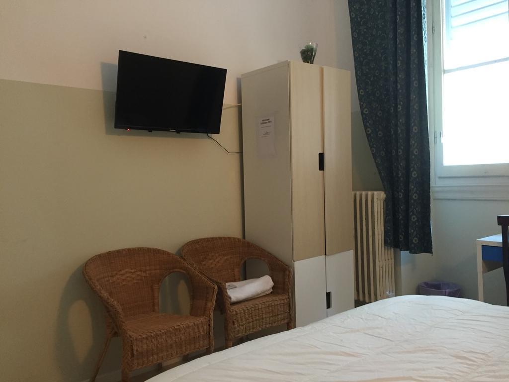Отель Locanda Pitti Флоренция Экстерьер фото